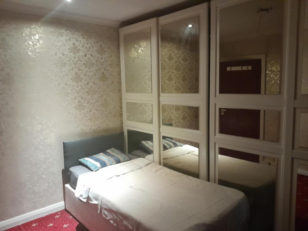 Lovely 1-Bed Studio In London Apartment Luaran gambar