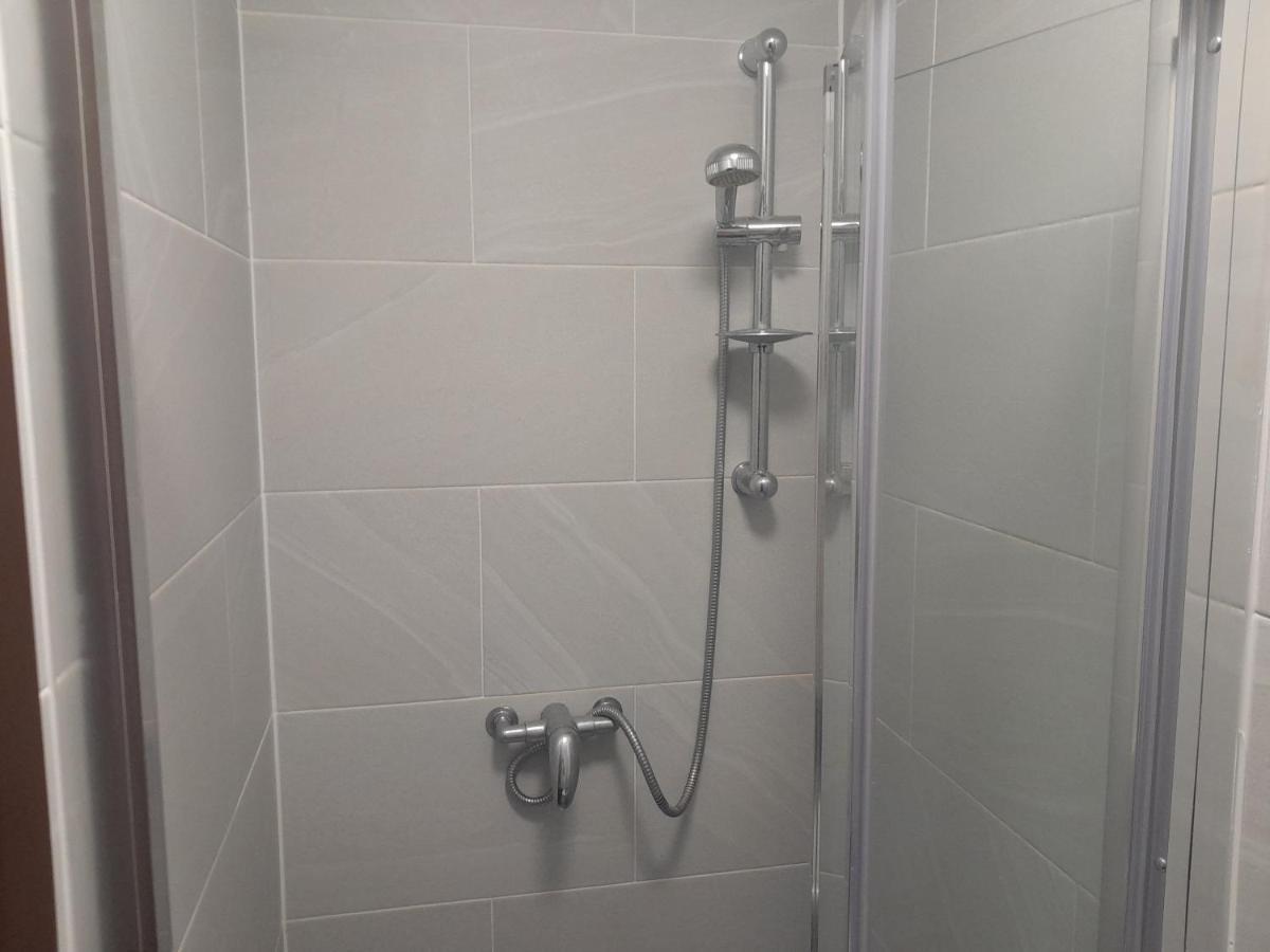Lovely 1-Bed Studio In London Apartment Luaran gambar