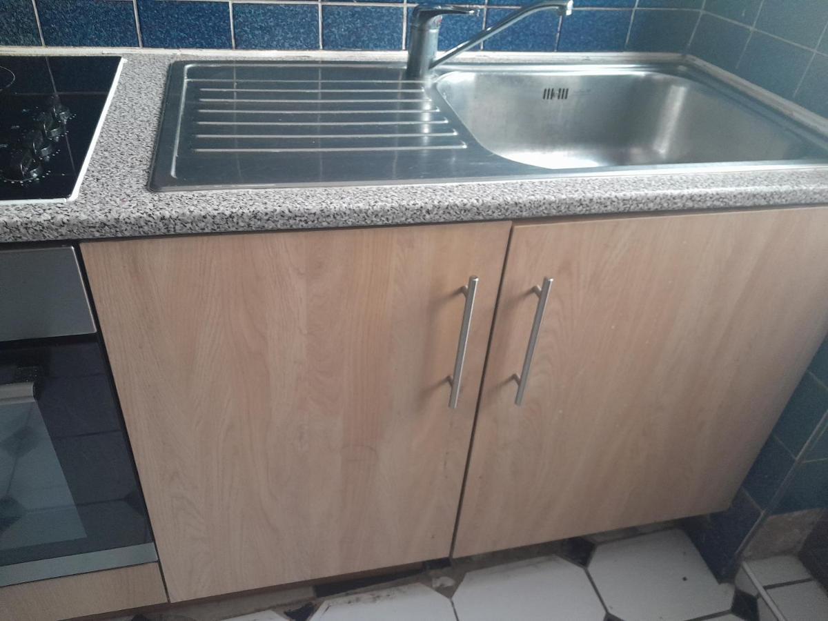 Lovely 1-Bed Studio In London Apartment Luaran gambar